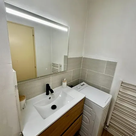Apartment 2 Pieces - Au Calme Sur Cour
